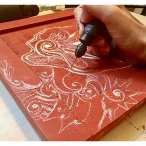 Ibrahim, 28 ans donne des cours de dessin