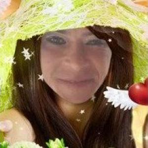 CHRISTELLE, 44 ans aide à domicile
