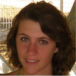 Laura, 24 ans esthéticienne à votre disposition