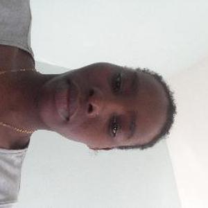 Manilia, 32 ans aide aux personnes âgées