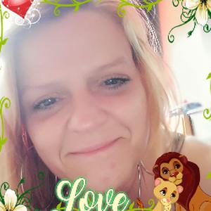 Isabelle, 44 ans propose des services ménagers