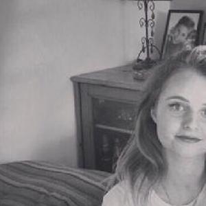 Baby sitter , Ménage , Garde d’animaux