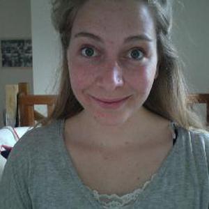 Baby-sitter sur la presqu'île guérandaise, femme de ménage, aide à domicile, aide aux devoirs