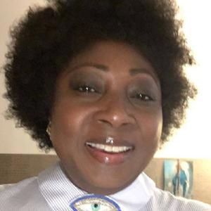 En recherche d'emploi en tant qu'auxiliaire de vie ou aide à domicile