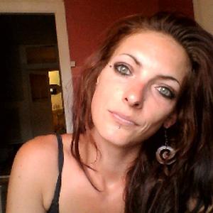BESOIN D'une Aide à domicile expérimentée