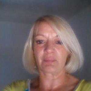 Aide soignante pour personnes âgées