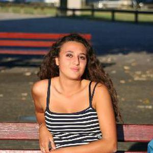 Aide à domicile, ménage (repassage, lessive, nettoyer le sol, la cuisine...)