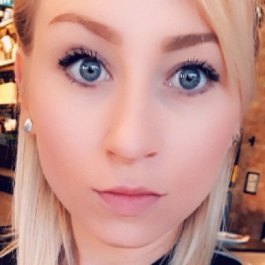 Je propose de travaillé dans une maison de retraite ou EHPAD ou bien au domicile de la personne