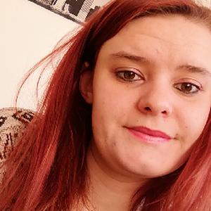Je vous propose mes services: baby-sitting, ménage, aide à la personne âgée