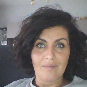 Aide à la personne, courses, repassage et petit bricolage