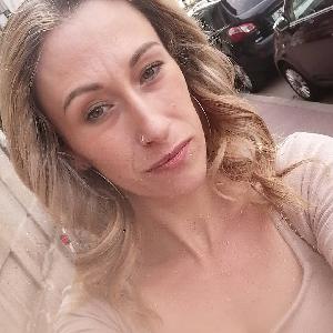 Ménage, toilette, repas, lecture