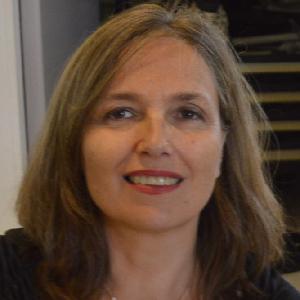 J'accompagne les personnes en perte d'autonomie pour leur maintien à domicile.