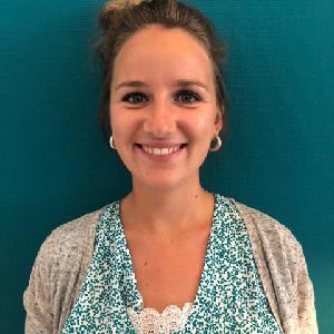 Je suis disponible à partir de juin pour garder vos enfants