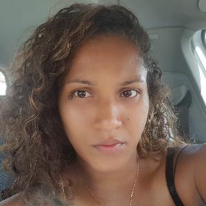 Aide et garde de personne âgée