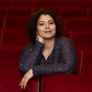 Professeure de chant en lyrique, musiques actuelles et jazz,et solfège