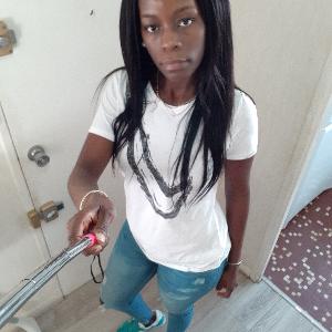 Cherche senior à aider