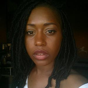 Coiffeuse pour dreadlocks