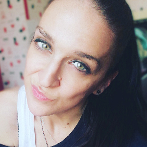 Agent d'entretien , femme de ménage , libre service , autres