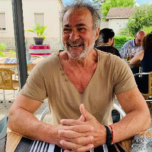 Gardiennage et entretien  de propriété