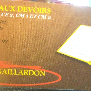 Paris - devoirs du CP au CM2