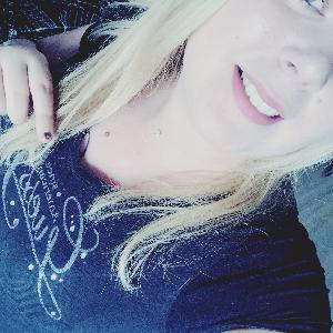 Ménage : Lessive, repassage, coudre, balayer, laver, faire les poussières