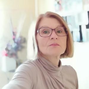 recherche emploi aide a domicile ou agent de propreté