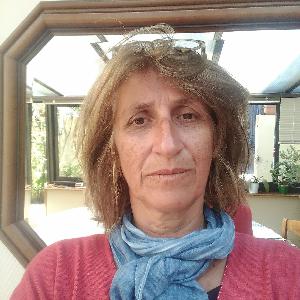 Visiste et soutien à des personnes en difficultés. Aide à la vie quotidienne et sociale
