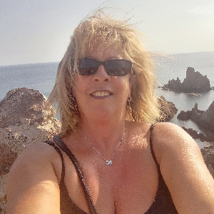 Aide personne âgée baby-sitter