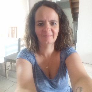 Aide aux tâches ménagères, repas, courses