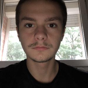 Je proposes mes services en tant que jardinier/paysagiste pour tout types de terrains et de surfaces