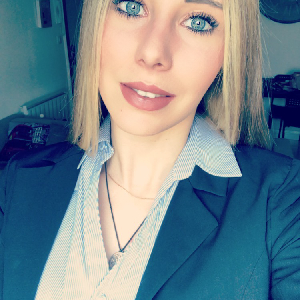 Baby-sitter Caen et alentours, aide aux personnes handicapées, transport handicapé et personnages agées