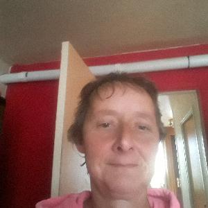 Je vous propose du menage a domicile aupres des personnes agees