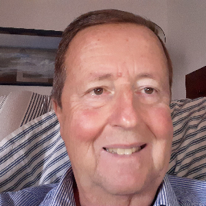 Je me propose pour garder de jour comme de nuit une personne malade ou âgée de jour comme de nuit