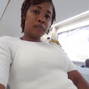 Ménage, restauration, hôtellerie ,babysitteur