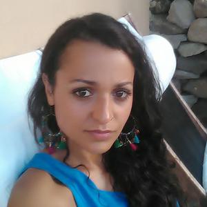 Auxiliaire de vie à domicile, aide et accompagnement dans les gestes du quotidien ( toilette, hygiéne, démarches administratives, préparation des repas, soutien moral, activités stimulantes selon le degré de dépendance,...)