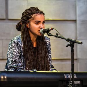 Etudiante dynamique en musique, propose cours de piano débutants/avancés à tous âges