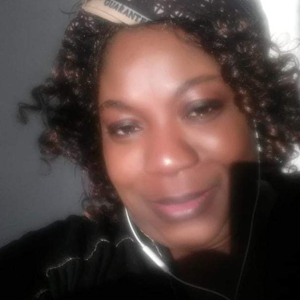 Femme de ménage expérimenté