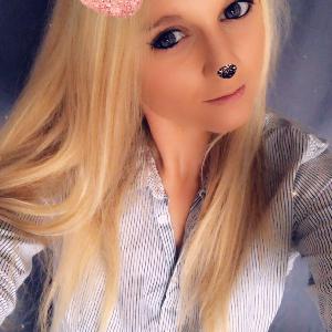 Bonjour , je vous propose mes services en tant que aide à domicile ce qui comprend les soins de nursing relationnels, mais également toutes tâches ménagères confondues