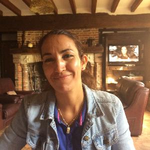 FEMME DE MAINAG OU AIDE A LA PERSONNE