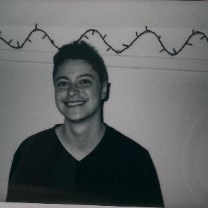 Aide au ménage, promenade et garde d'animaux, jardinier, bricoleur