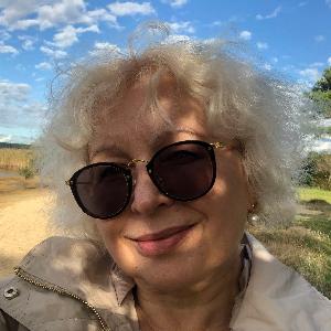 je suis  auxiliere de vie