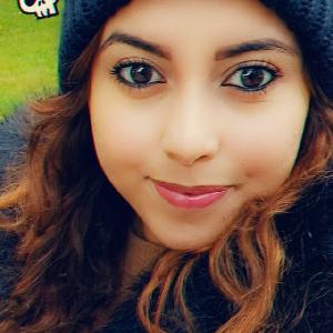 « Bonjour, Je suis une jeune femme de 25 ans qui recherche un emploi dans l'aide à domicile (aide aux devoire aide aux personnes âgées, aide ménagère, baby-sitting garde des enfan )   J'ai un très bon rapport avec les enfants et avec les gens en générale.