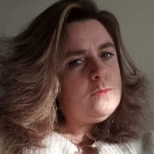 Repassage  ,ménage, couses,aide à la personne