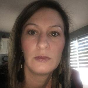 Bonjour,je vous propose mes services pour faire votre ménage vos courses vos rendez vous médicaux