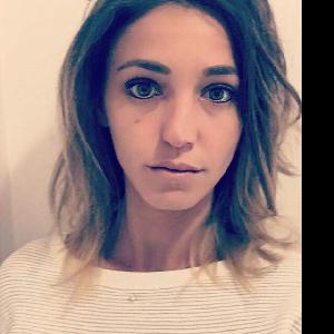 auxiliaire de vie auprés de personnes agées