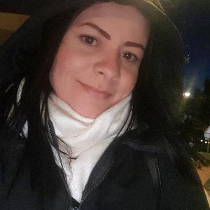 Je suis agile et faire compter chaque minute payer pour mon client. Avec beaucoup de soin et la ponctualité. La peine de vérifier. Merci beaucoup.