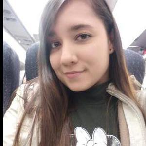 Baby-sitter à Bourg-la-Reine avec disponibilité pour me transporter