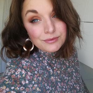 Aide de vie pour personnes âgées (Cuisine, ménage & autres)