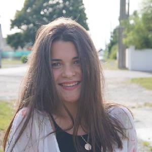 Ménage dans des locaux ou chez des particuliers, aux alentours de Petit-Mars.