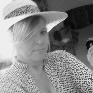 Bonjour, mon CV n est pas à jour. Cordialement.